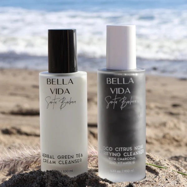 Cocos Citrus Noir and Herbal Green Tea Cleanser Cocos Citrus Noir and Herbal Green Tea Cleanser