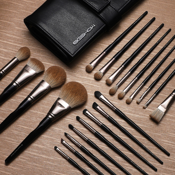 Black Swan 21pcs Professional Makeup Brush Set Black Swan 21pcs Professional Makeup Brush Set